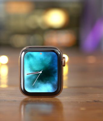 Návod – Jak znovu zobrazit kontakty v Apple Watch, pokud zmizí