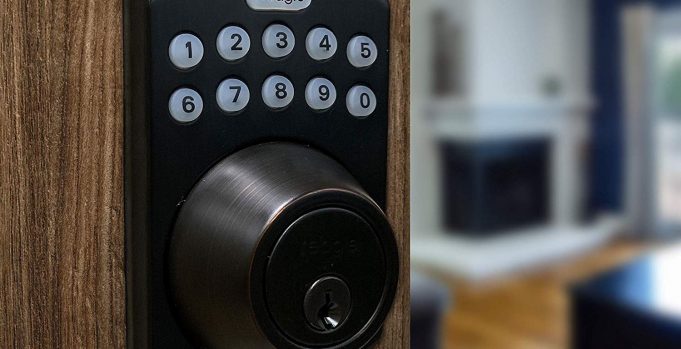Zámek Reagle Smart Door Lock s podporou HomeKit bude k dispozici na začátku července