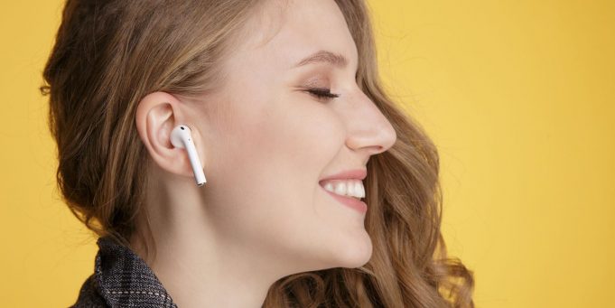 Apple dominuje bezdrátovému trhu se svými AirPods