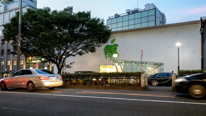 Apple znovuotevřel Apple Store v Japonsku. Podívejte se na fotografie
