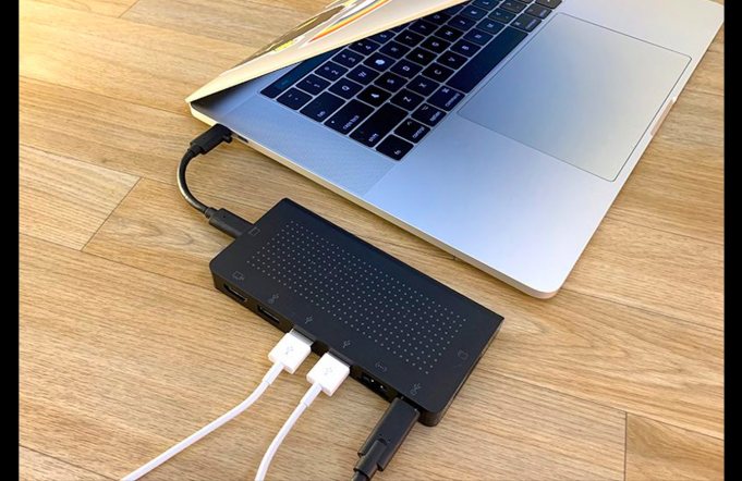 Společnost Twelve South představila přenosný USB-C rozbočovač StayGo
