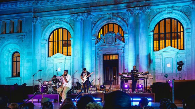 Záznamy z koncertů Up Next Live jsou nyní k dispozici v Apple Music