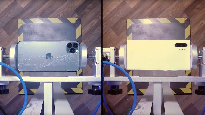 Test pádu – iPhone 11 Pro Max vs. Samsung Galaxy Note 10+