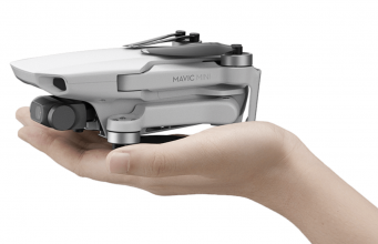 DJI představilo nový dron, který váží pouze 249 gramů