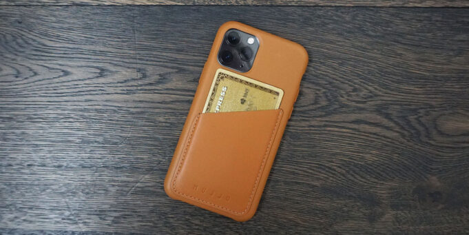 Společnost Mujjo představila nová kožená pouzdra pro nové iPhony