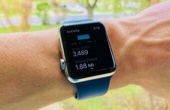 Návod – Jak zjistit počet nachozených kroků na Apple Watch