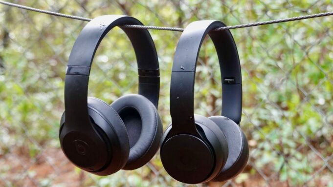 Sériová výroba „AirPods Studio“ již údajně začala