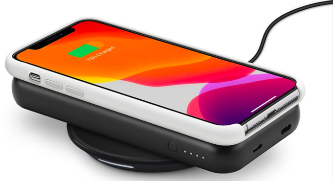 Mophie vydal novou powerbanku Powerstation Wireless XL pro iPhone nebo iPad