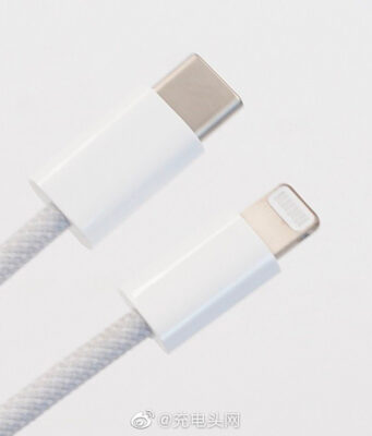 iPhone 12 by mohl být dodáván s opleteným kabelem USB-C / Lightning