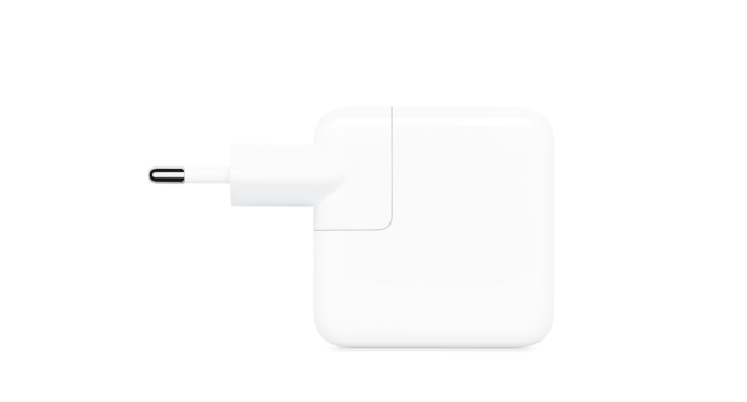 Apple vydal novou verzi 30 W USB-C napájecího adaptéru