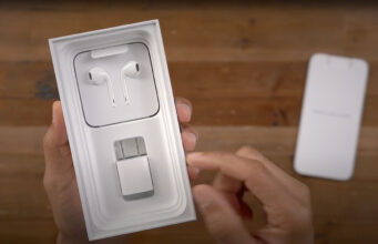 Druhá beta verze iOS 14.2 potvrzuje, že v balení letošních iPhonů nebudou EarPods