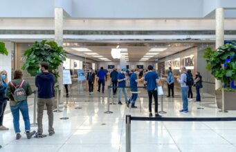 Apple Oakridge ve Vancouveru v Britské Kolumbii se uzavře 26. září