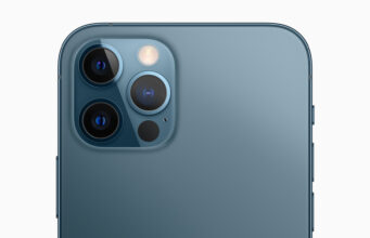 Analytik Ming-Chi Kuo řekl že nové iPhony 13 budou vybaveny stejným širokoúhlým objektivem jako řada iPhonu 12