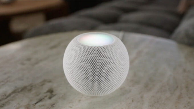 Apple téměř zdvojnásobil svůj podíl na trhu s chytrými reproduktory díky HomePodu mini