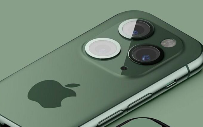 Koncept – iPhone 11 mini s fotoaparátem z iPhone 11 Pro