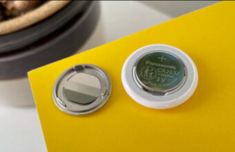 AirTagy byly staženy z prodeje řetězce Officeworks, kvůli obavám o bezpečnost dětí