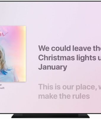 Návod – Jak povolit funkci časově synchronizované texty písní v Apple Music na Apple TV