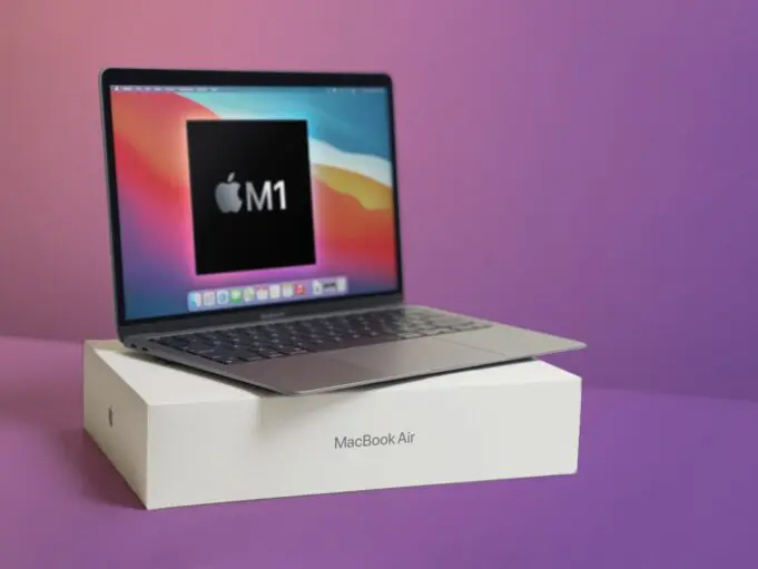Některé konfigurace MacBooku Pro jsou stále nedostupné