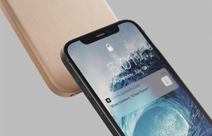Nomad představil nová pouzdra pro řadu iPhone 13 a řemínky pro Apple Watch