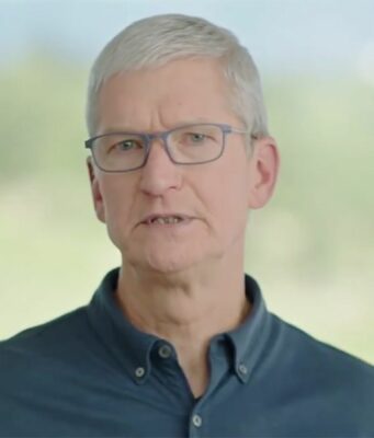 Tim Cook během včerejší Code Conference zavrhl myšlenku, aby iOS přijal standard RCS