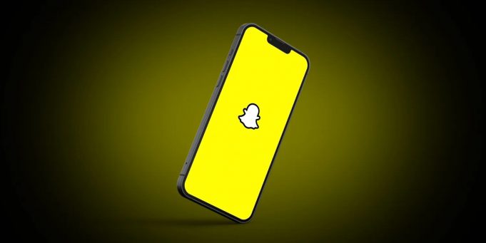 Snapchat představil novou funkci nazvanou „Sdílené příběhy“