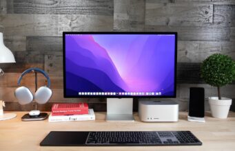 Studio Display nebylo možné aktualizovat na iOS 15.4 kvůli problémům s ověřením