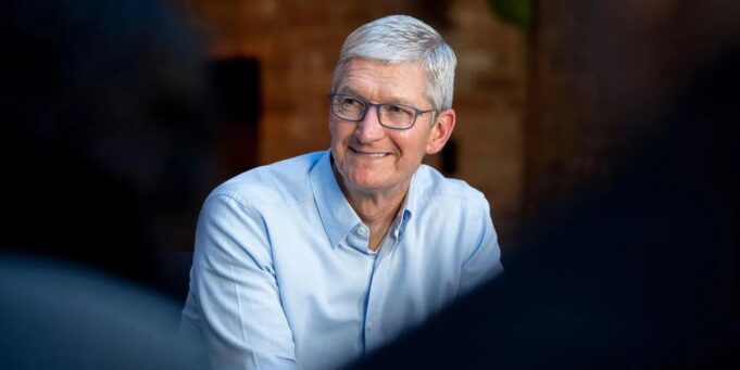 Tim Cook a japonský premiér Kishida diskutovali o ochraně osobních údajů uživatelů a další