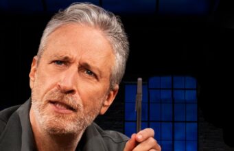 Jon Stewart se má vrátit do seriálu Comedy Central „The Daily Show“ po odchodu z Apple TV+