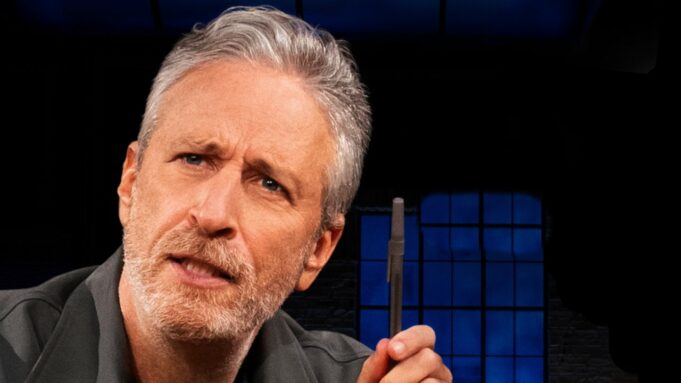 Jon Stewart se má vrátit do seriálu Comedy Central „The Daily Show“ po odchodu z Apple TV+