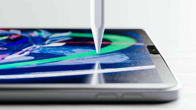 Astropad představil nový chránič obrazovky a hrot pro Apple Pencil pro realistický pocit psaní na papír