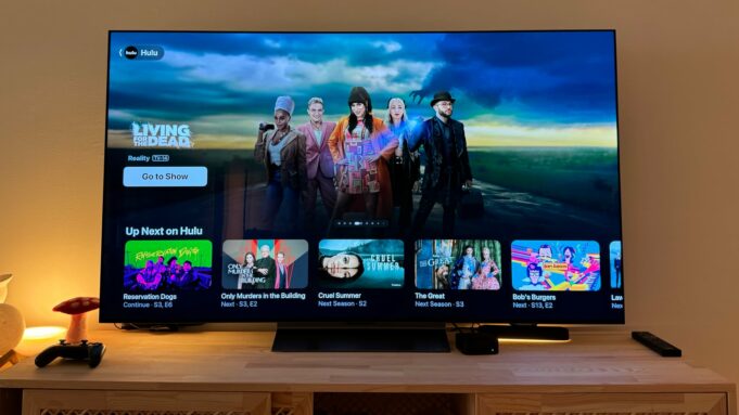 tvOS 17.2 obsahuje aktualizovanou aplikaci Apple TV, která usnadňuje vyhledávání obsahu ke sledování