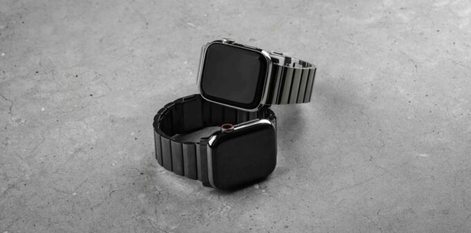 Nomad představil svůj nový špičkový titanový a ocelový řemínek pro menší velikosti Apple Watch