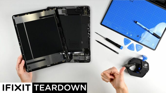 iFixit sdílel video vůbec prvního teardownu 13palcového iPadu Air, jak toto zařízení vypadá uvnitř?