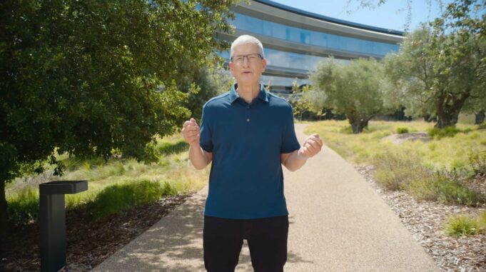 Zmeškali jste keynote “It’s Glowtime”? Podívejte se na ni zpětně!