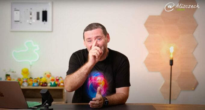 Jan Březina – Zasloužíme si 9. září AirPods Max 2? (Alisczech vol. 976)