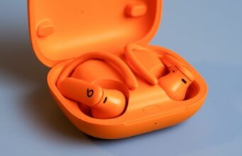 Nová funkce monitorování srdečního tepu se pravděpodobně v budoucnu rozšíří i na AirPods