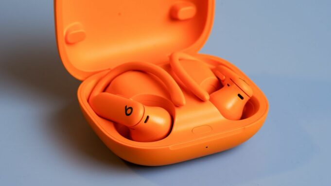 Nová funkce monitorování srdečního tepu se pravděpodobně v budoucnu rozšíří i na AirPods