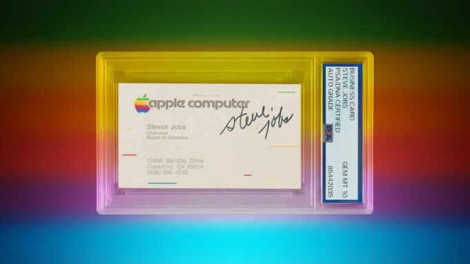 RR Auction draží vzácnou vizitku Apple Computer podepsanou Stevem Jobsem