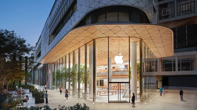 Apple letos otevře nové obchody v Indii a Spojených arabských emirátech