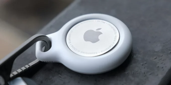 AirTag pomohl odhalit pachatele a vrátit ukradený kufr muži v Los Angeles