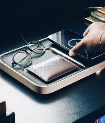 CES 2026: Twelve South představil nabíjecí podložku Valet s Qi2 a modulárním designem