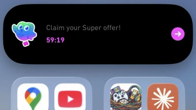 Aplikace Duolingo použila Dynamic Island na iPhonu k zobrazování reklam, čímž porušila pokyny Apple