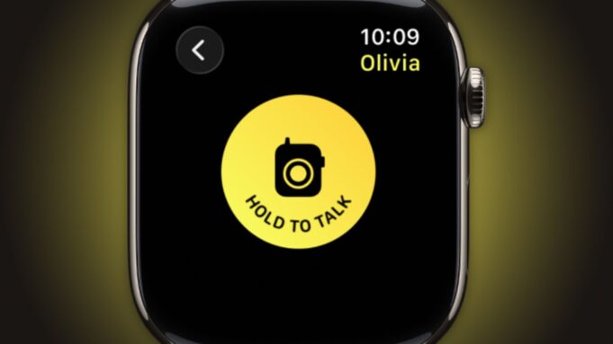 Apple v první vývojářské beta verzi watchOS 27 tiše odstranil aplikaci Vysílačka z Apple Watch