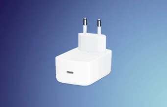 40W dynamický napájecí adaptér je nyní k dispozici v Česku a dalších evropských zemích