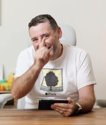 Jan Březina – Apple uklízí a představil MacBook Pro M6 a iMac M6 (Alisczech vol. 1411)