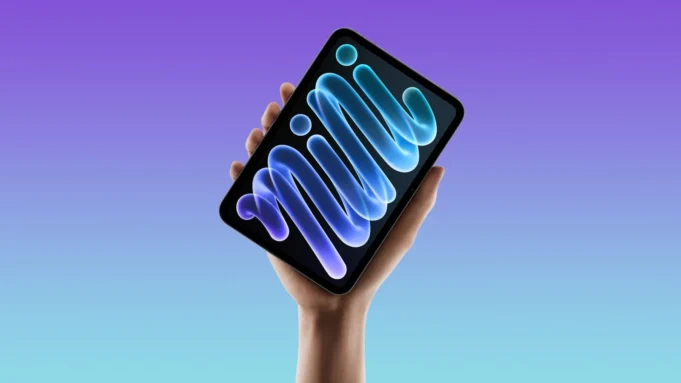 Nový iPad mini podporuje rychlé nabíjení, avšak nikoliv s adaptérem, který je součástí balení