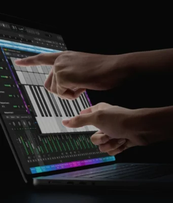 Vedení Applu vysvětluje, proč má MacBook Pro konečně dotykový displej